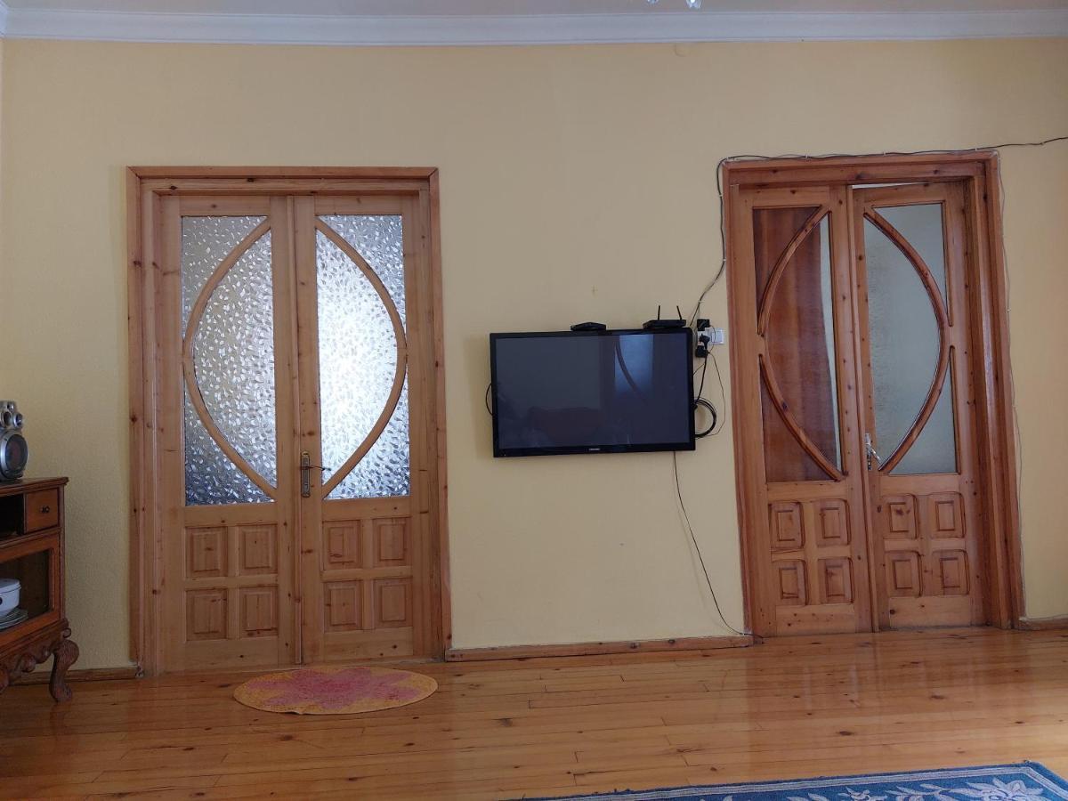 Vaniko'S Guesthouse Borjomi Luaran gambar